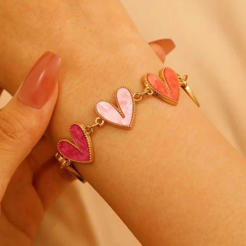 HEART CHAIN BRACELET