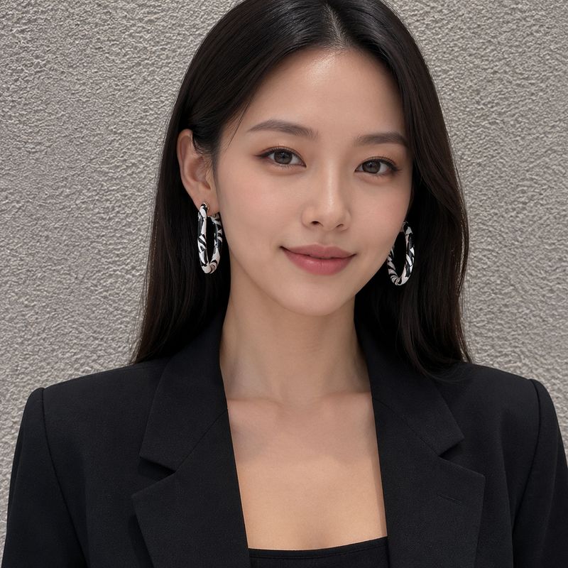 BLACK AND WHITE EARRINGS