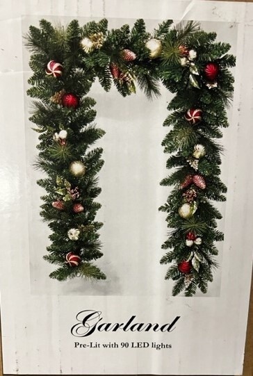 9' PRE-LIT RED AND GOLD GARLAND