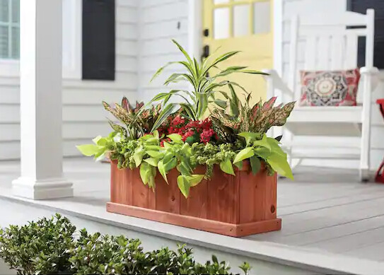 28IN WOOD PLANTER BOX