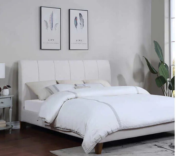 Piper Glen King Upholstered King Bed Frame