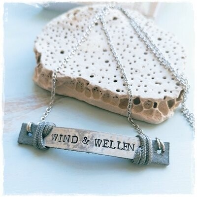 Halskette Wind und Wellen / gestempelt