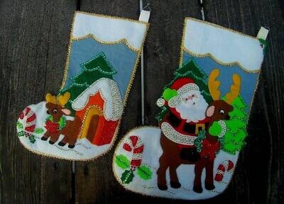 FINISHED HANDMADE LEEWARDS Rare Vintage Pair 1979 Santa & Reindeer Felt Christmas Stockings Fireplace Lodge Holiday Decor Retro