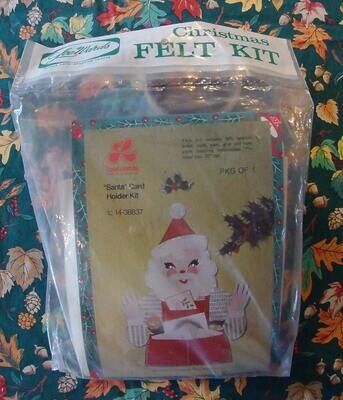 VINTAGE 1960's LEEWARDS Santa Christmas Card Holder Wall Hanging Felt Panel Sequins Beads Retro Craft Kit Vintage Holidays