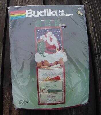 VINTAGE 1980's BUCILLA Kit 82332 Santa Up The Chimney Jeweled Christmas Felt Card Holder / Wall Hanging Sequins Beads Retro Craft Kit