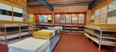 REVESTIMIENTOS ADHESIVOS PARA PARED