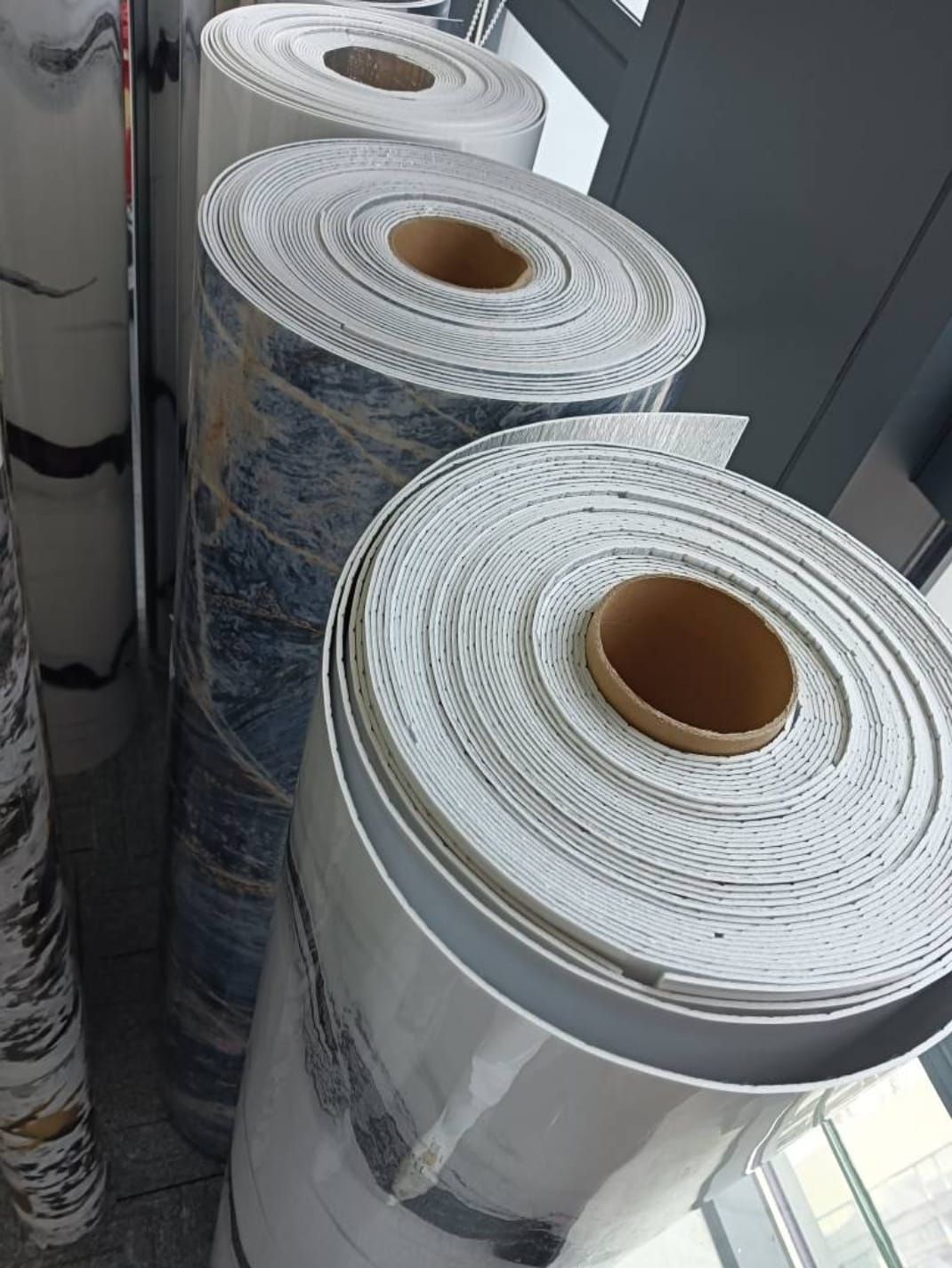 ROLLO ADHESIVO 120 X 3 METROS