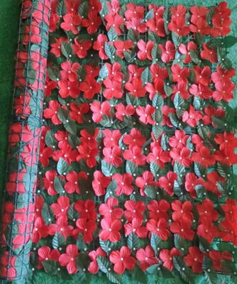 CERCO ARTIFICIAL 3mts X 1mt CON FLORES ROJAS + 30 PRECINTOS DE REGALO