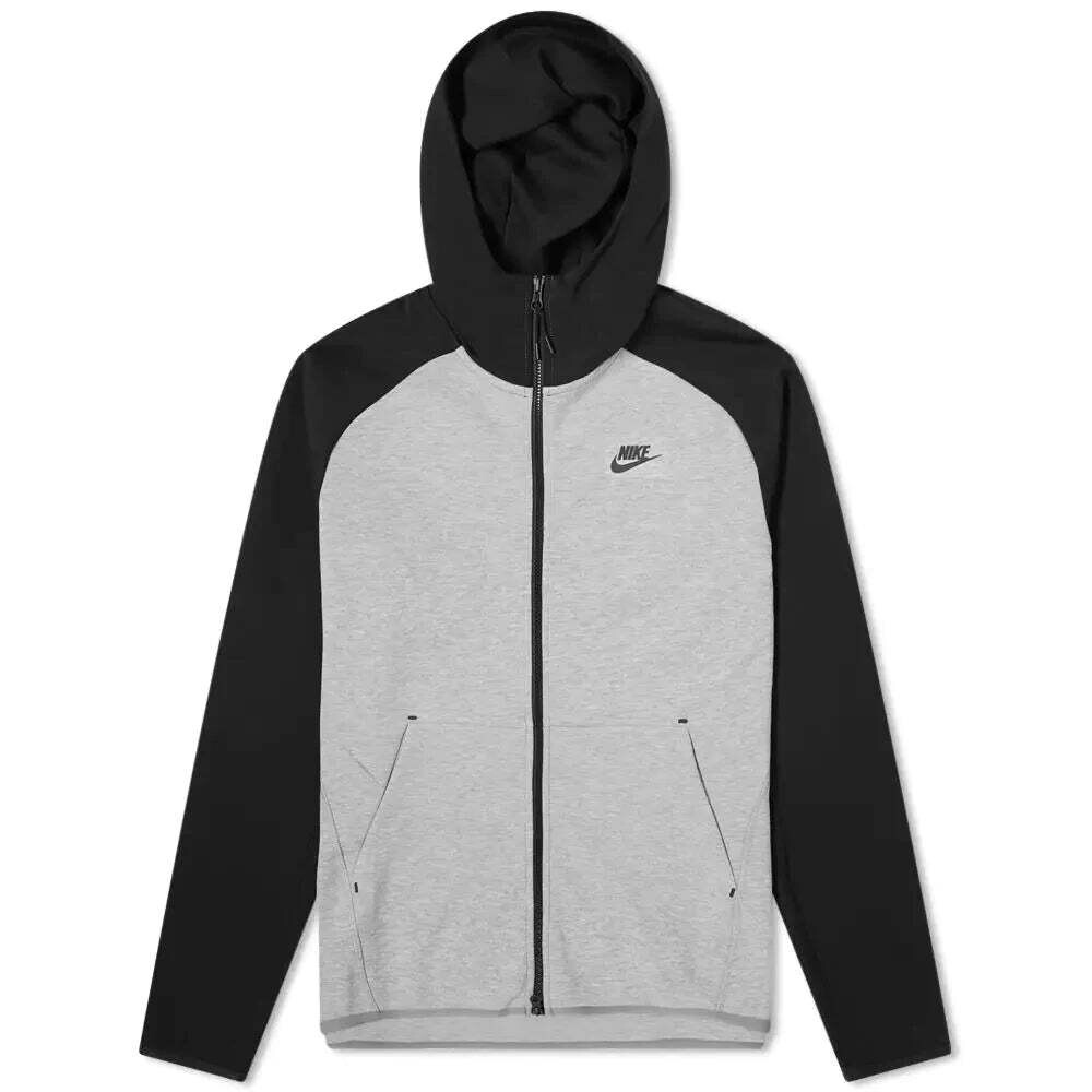 Old season tech fleece top