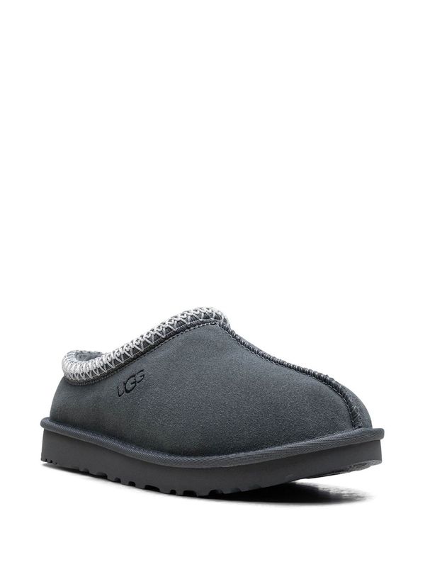 Women Ugg slippers
