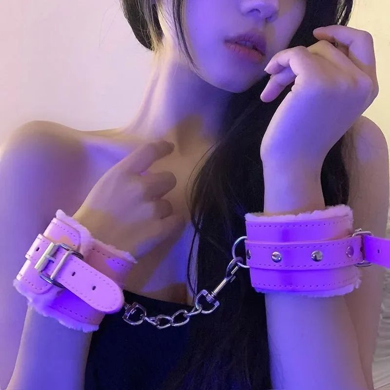 Love Hnadcuffs