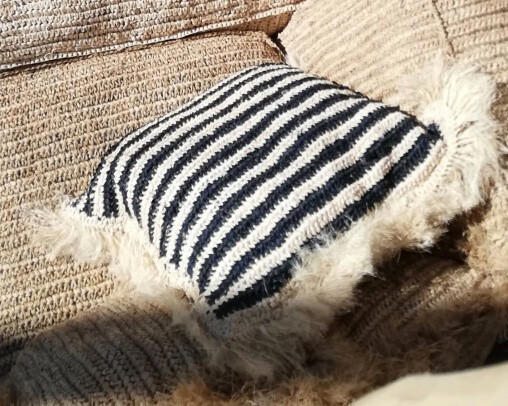 Kissen Bast Streifen