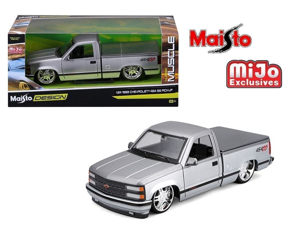 Maisto 1:24 1993 Chevrolet 454 SS Pickup Custom – Silver with Grey Two Tone