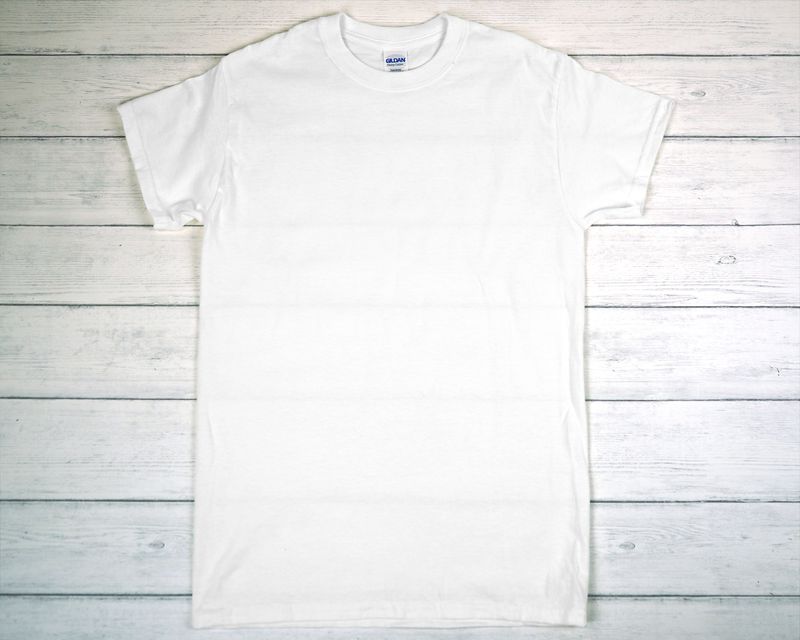 CUSTOM PRINTED GILDAN T-SHIRT White