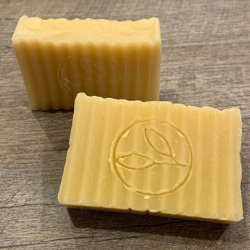 Two Chicks and a Bar Soap White Tea &amp; Ginger 4 oz 