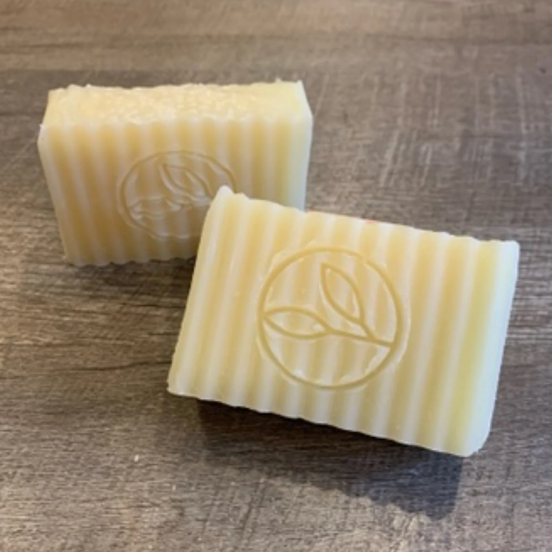 Two Chicks and a Bar Soap Herbal Essence 4 oz 