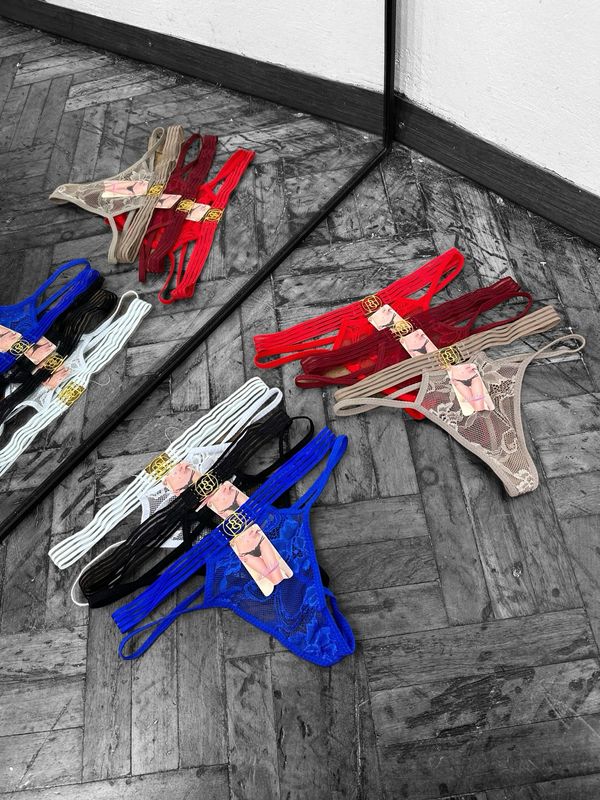 Colaless LUREX (1 x $100)