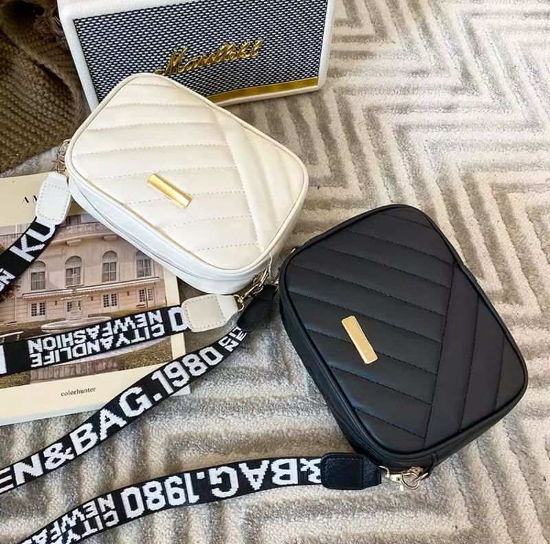 Cartera bandolera (1980)