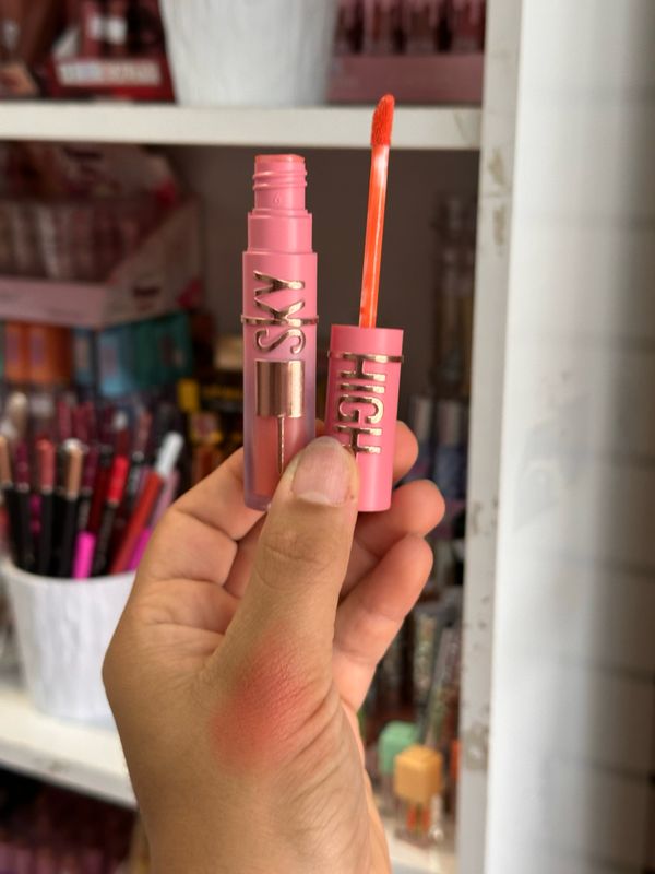Rubor liquido SKYYY ($85 c/u paquete minimo de 6 unidades)