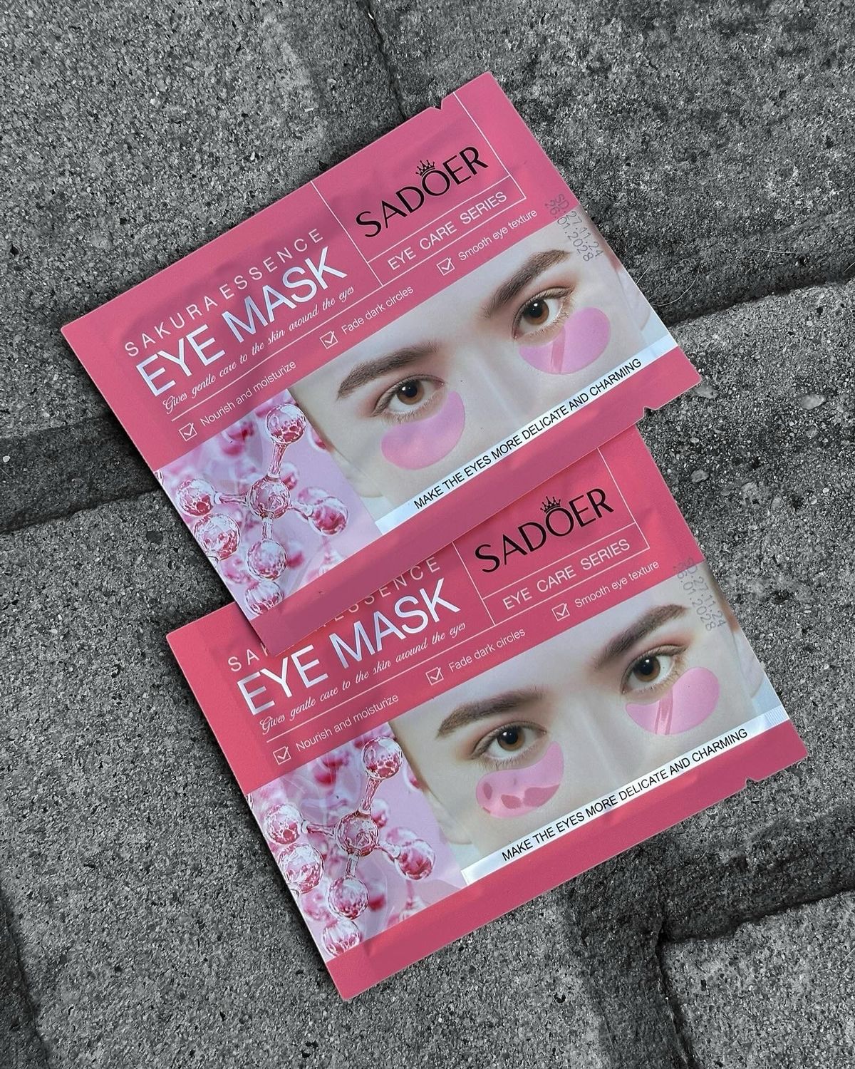 Mascarilla parche para ojos de rosas X MAYOR ($40 c/u paquete minimo de 4 unidades)