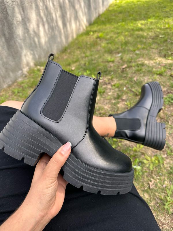 BOTAS CON PLATAFORMA