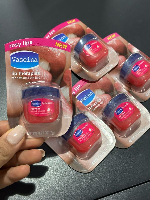 Vaselina ROSE para labios X MAYOR ($65 c/u paquete de 4 unidades minimo)