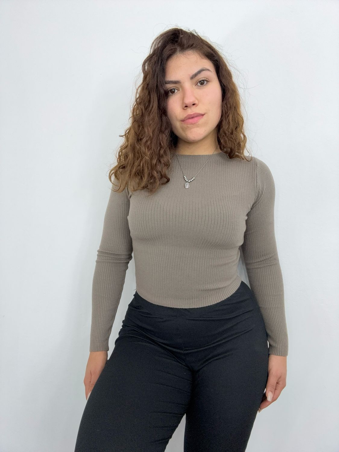 Buzo de hilo para dama