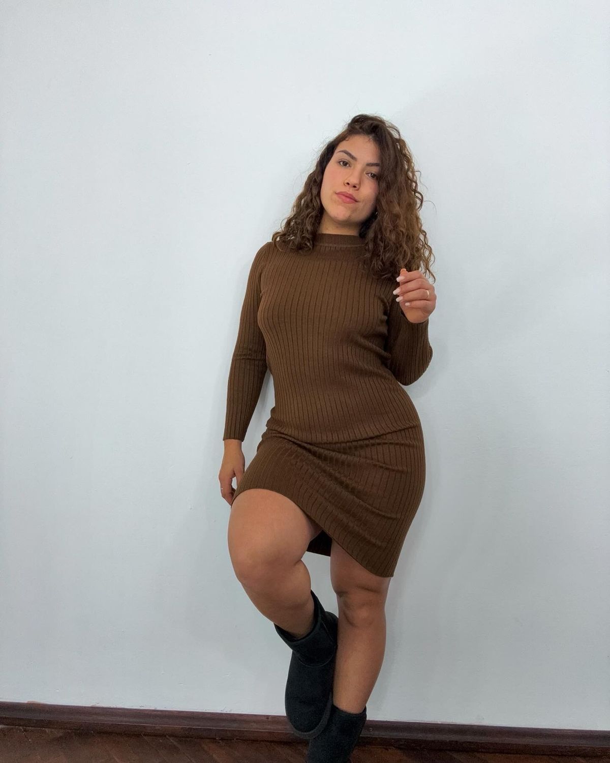 Vestido de dama en tela Morley gruesa diseño casual holgado X MAYOR ($490 c/u paquete minimo de 6 unidades) Incluye 2 beige, 2 negros, 1 marron y 1 caramelo