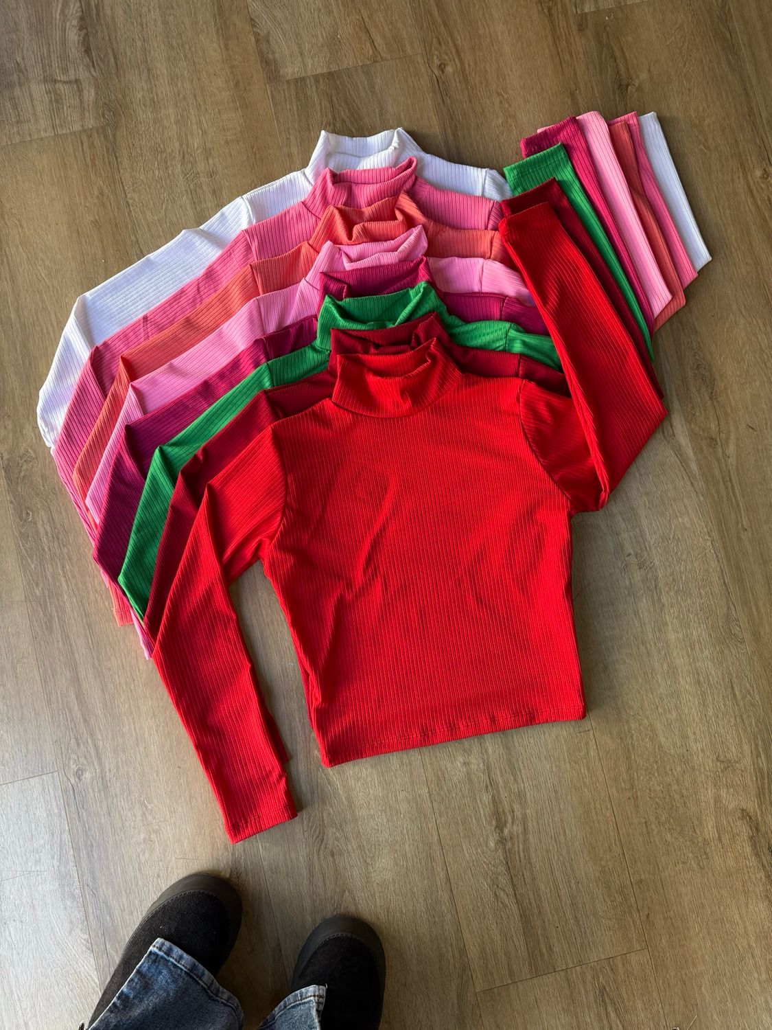 Polera Morley elastizada X MAYOR ($250 c/u paquete minimo de 4 unidades) Incluye 1 roja, 1 rosa oscuro, 1 fucsia y 1 verde