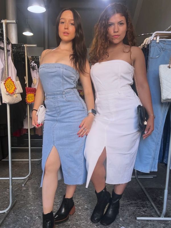 Vestido strapless de jean