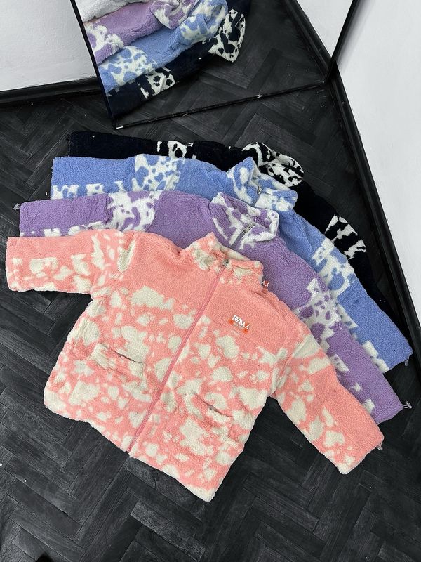 Campera print super abrigada X MAYOR ($720 c/u paquete minimo de 12 unidades)