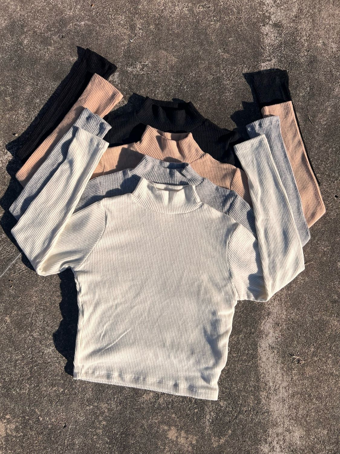 Polera  Morley Peludita Larga X MAYOR ($350 c(u paquete minimo de 4 unidades) Incluye: 2 negras y 2 gris