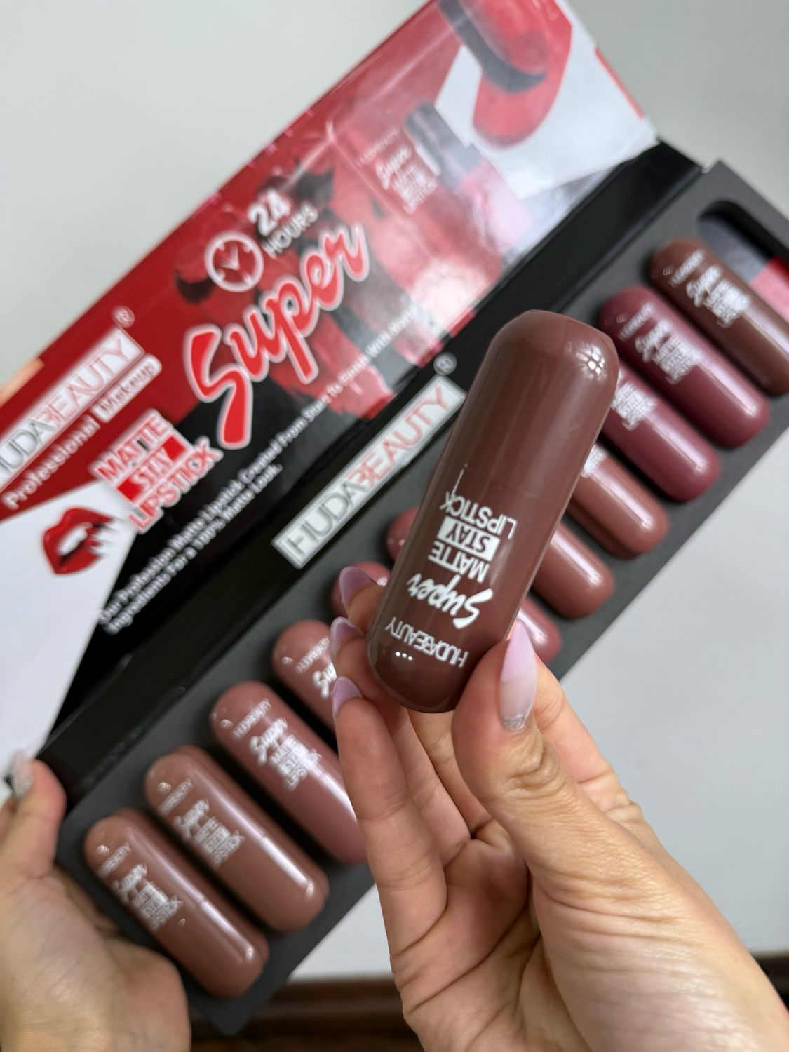 Labial matte en barra tonos nude