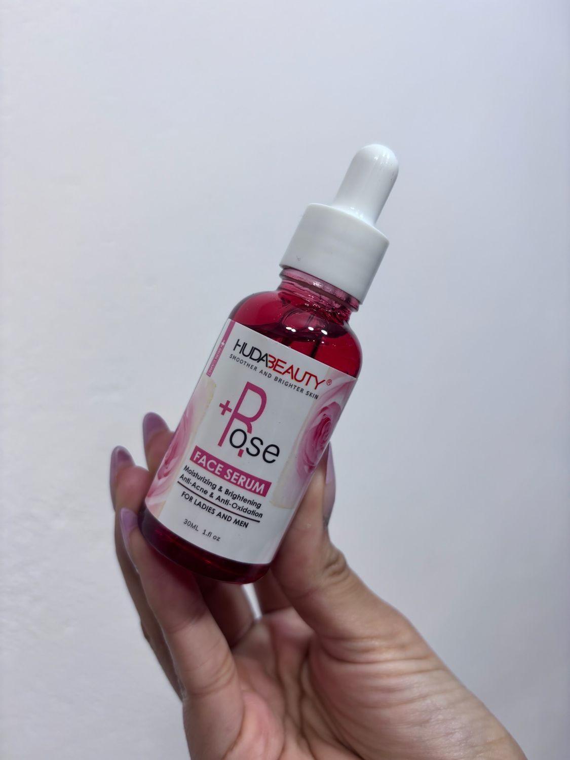 Serum facial de rosas