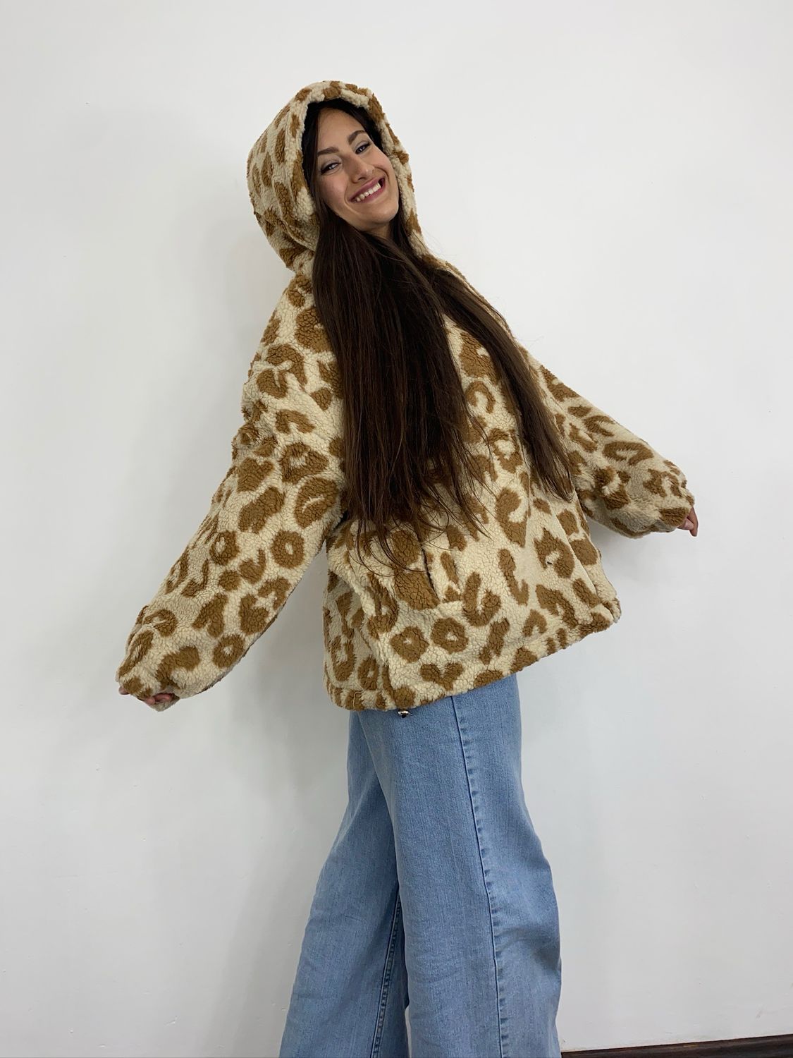 Campera Teddy de corderito con diseño Print