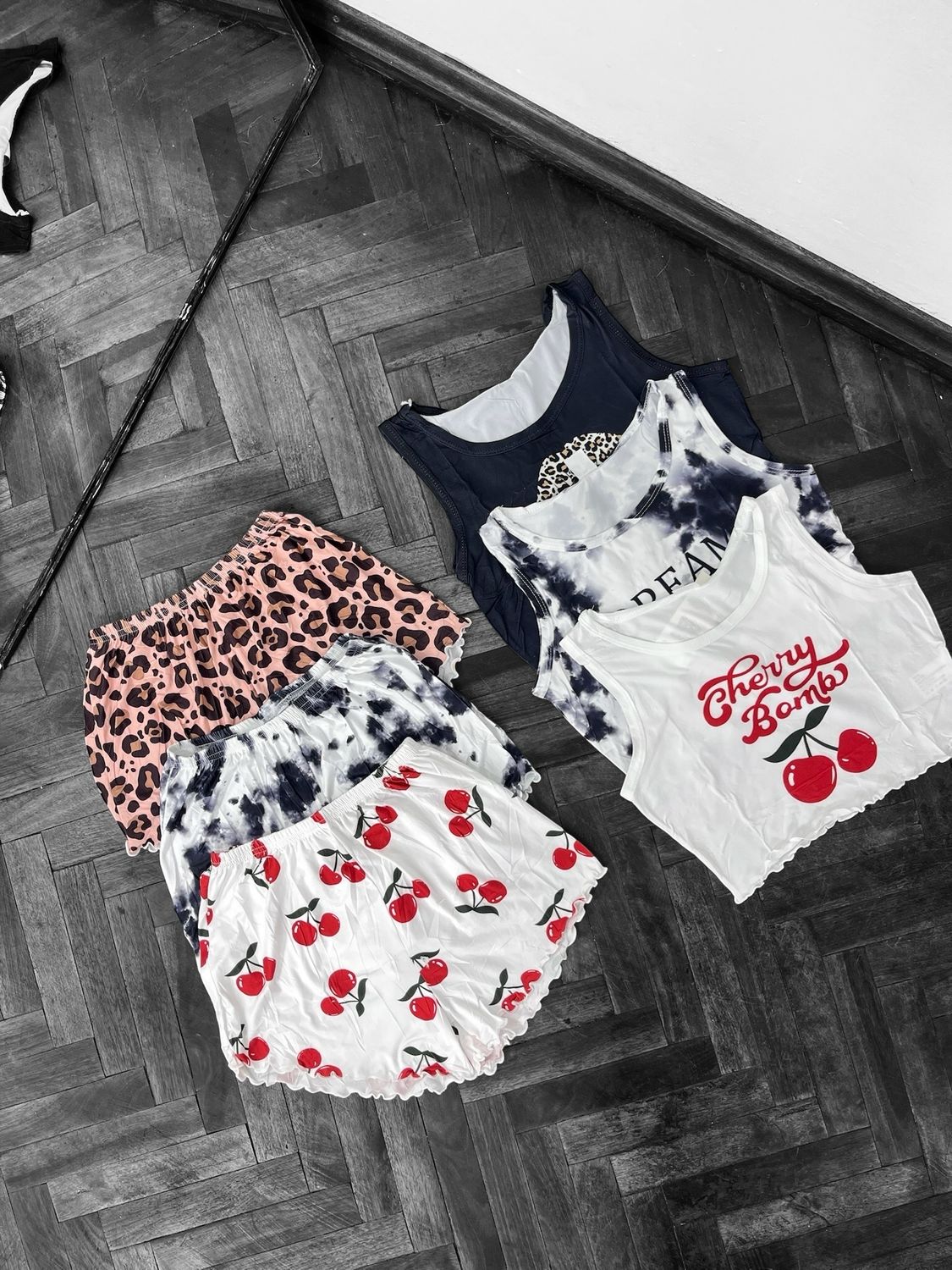 Tienda Godzilla Godzilla Ropa Interior Barrio Delos Judios Tiendas