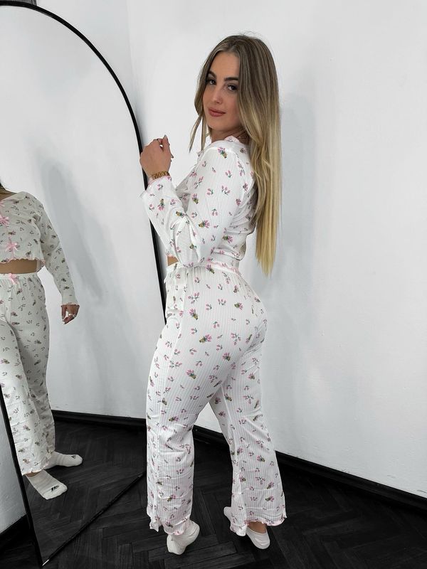 Conjunto de pijama PRINCESA de pantalon y buzo X MAYOR ($470 paquete minimo de 6 unidades)
