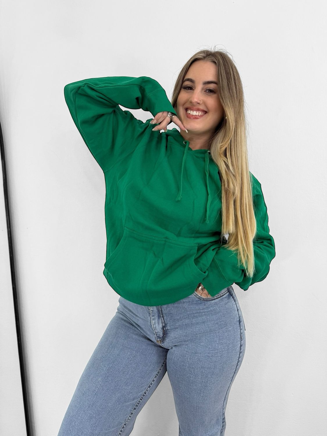 Buzo canguro afelpado