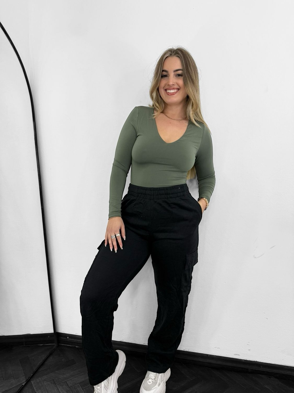 Pantalon deportivo wid leg cargo afelpado X MAYOR ($370 c/u paquete minimo de 6 unidades)