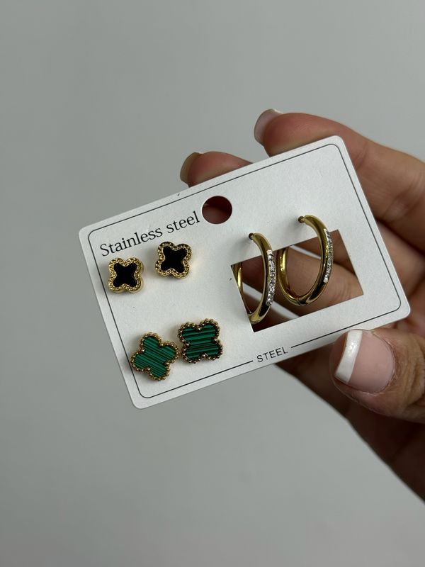 Par de Caravanas  en tendencia X MAYOR ($100 c/u paquete minimo de 12 unidades)