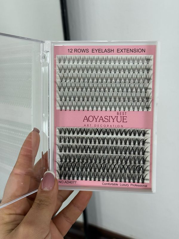 Estuche con pestañas pelo a pelo