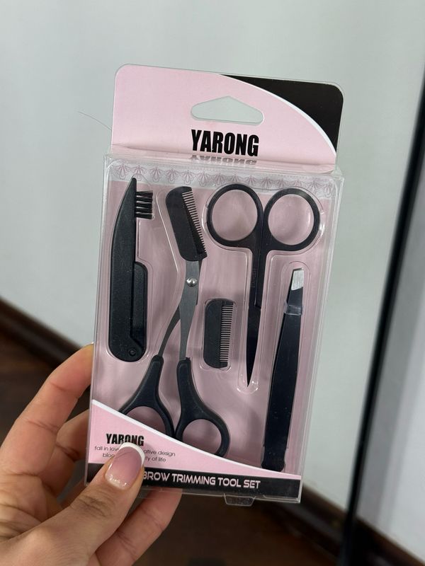 Estuche de articulos para cejas herramientas variadas X MAYOR ($190 c/u paquete minimo de 12 unidades)