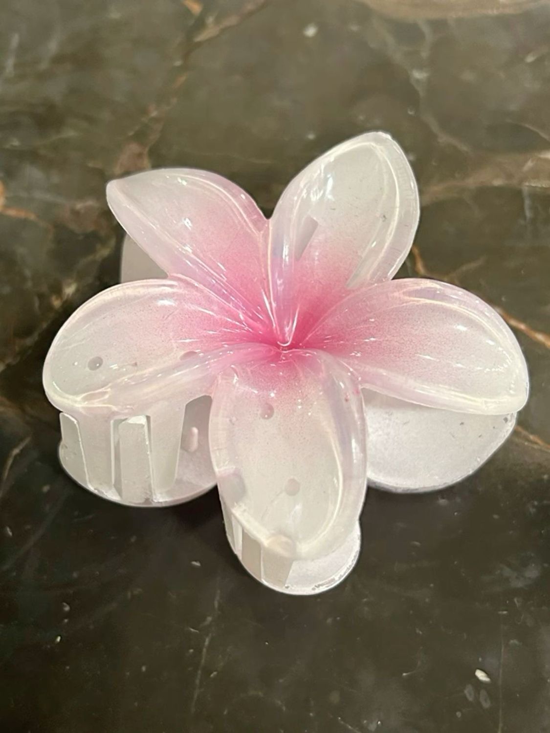 Pinza diseño flor colores tropicales