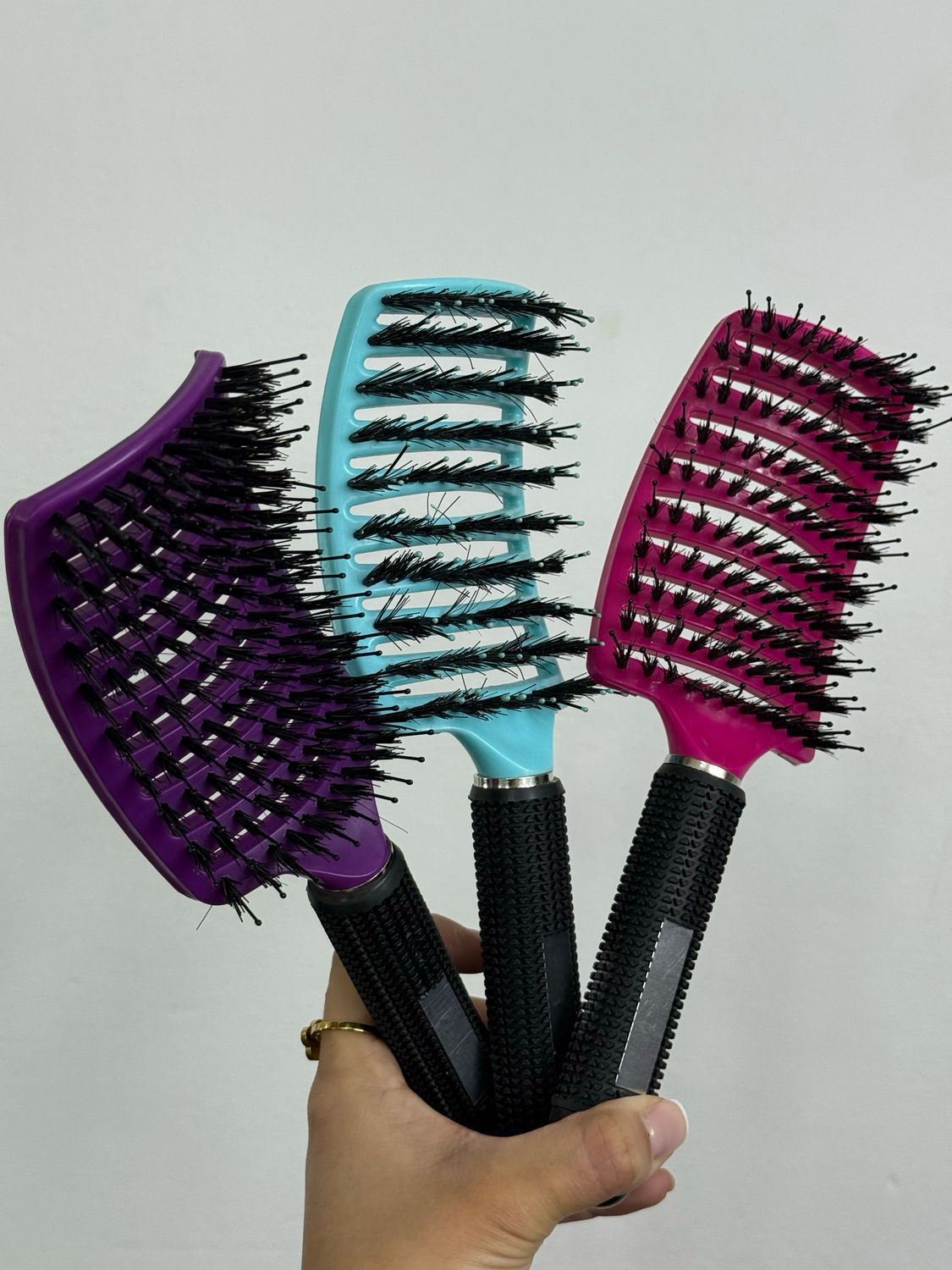Cepillo desenredador antifrizz X MAYOR ($120 c/u paquete minimo de 12 unidades)