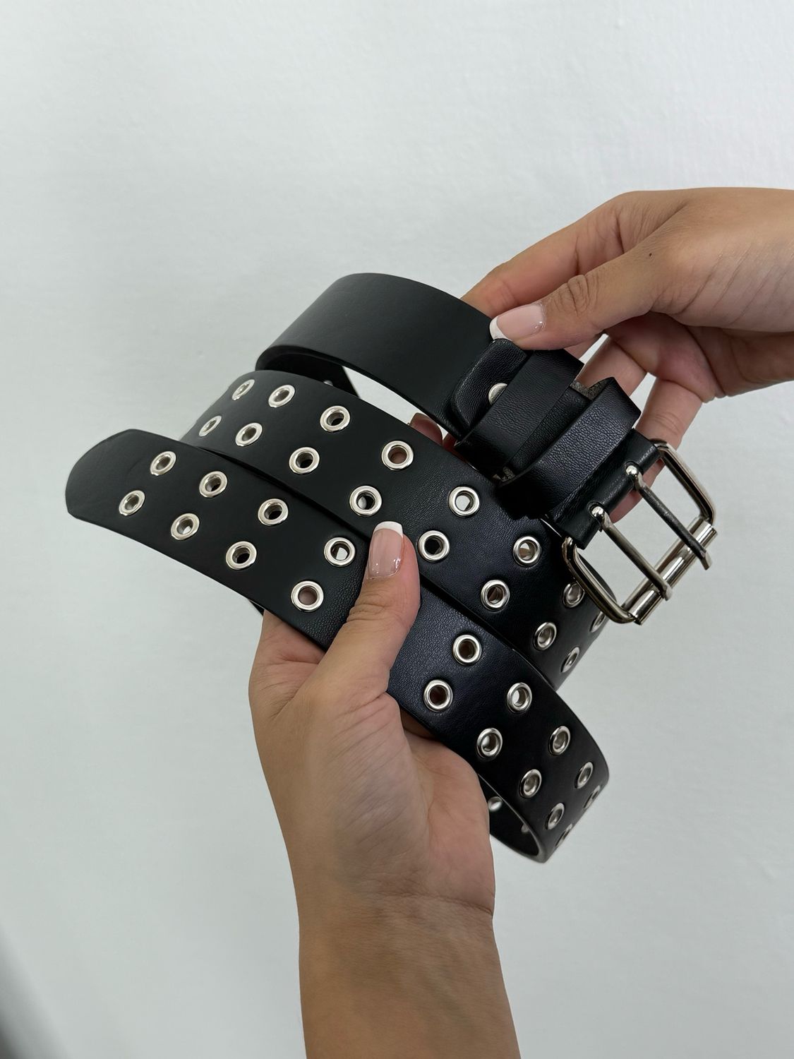 Cinto en tendencia color negro X MAYOR ($190 c/u paquete minimo de 12 unidades)