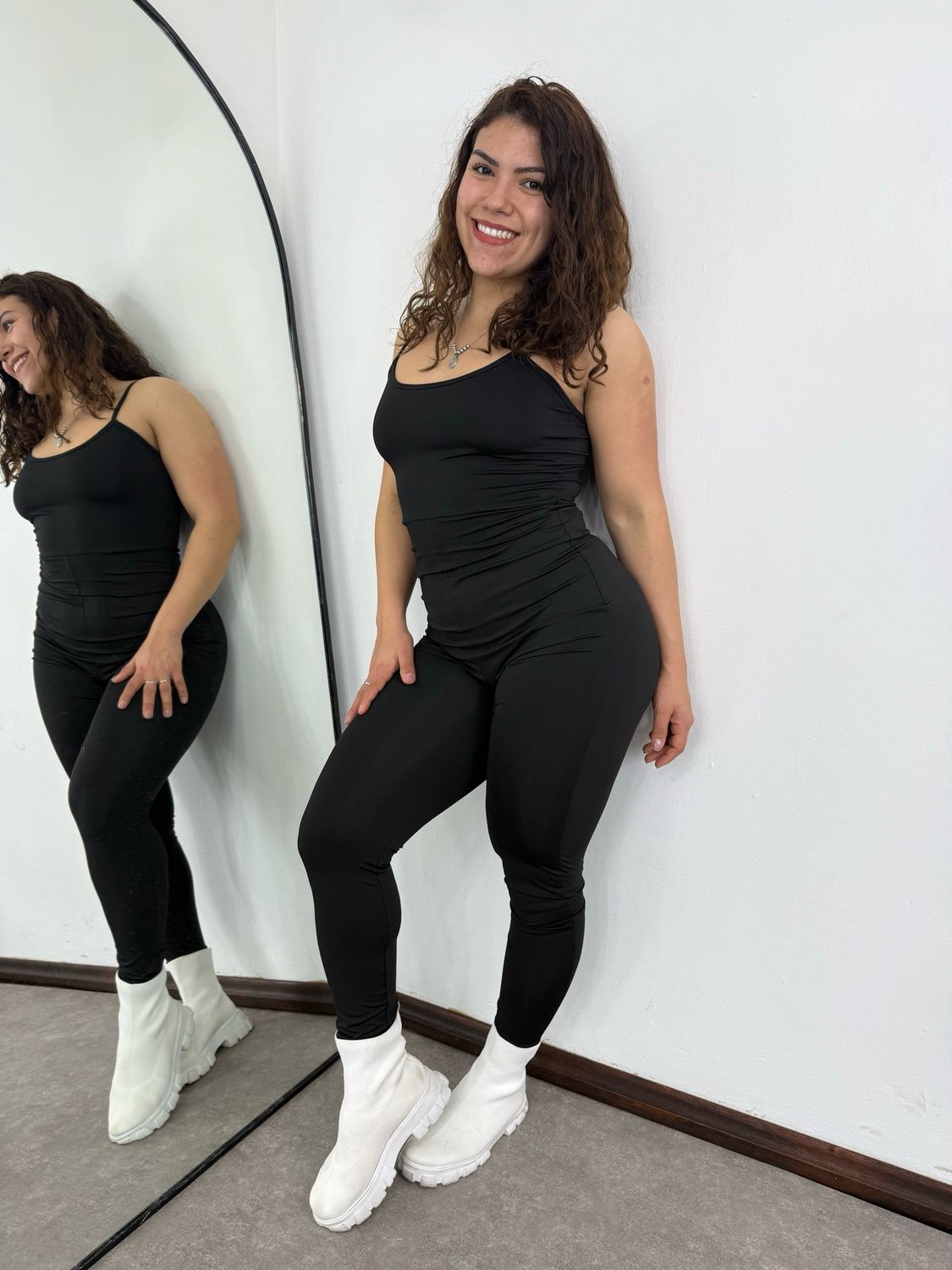 Enterito SKINNY elastizado color negro X MAYOR ($440 c/u paquete minimo de 12 unidades)