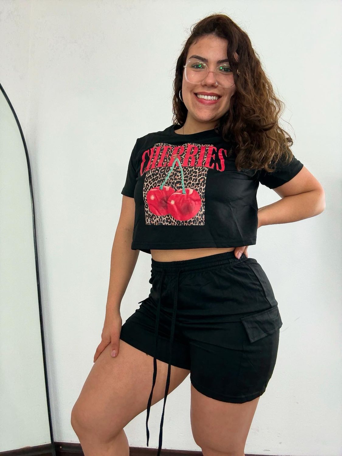 Conjunto Cherry top  con short cargo