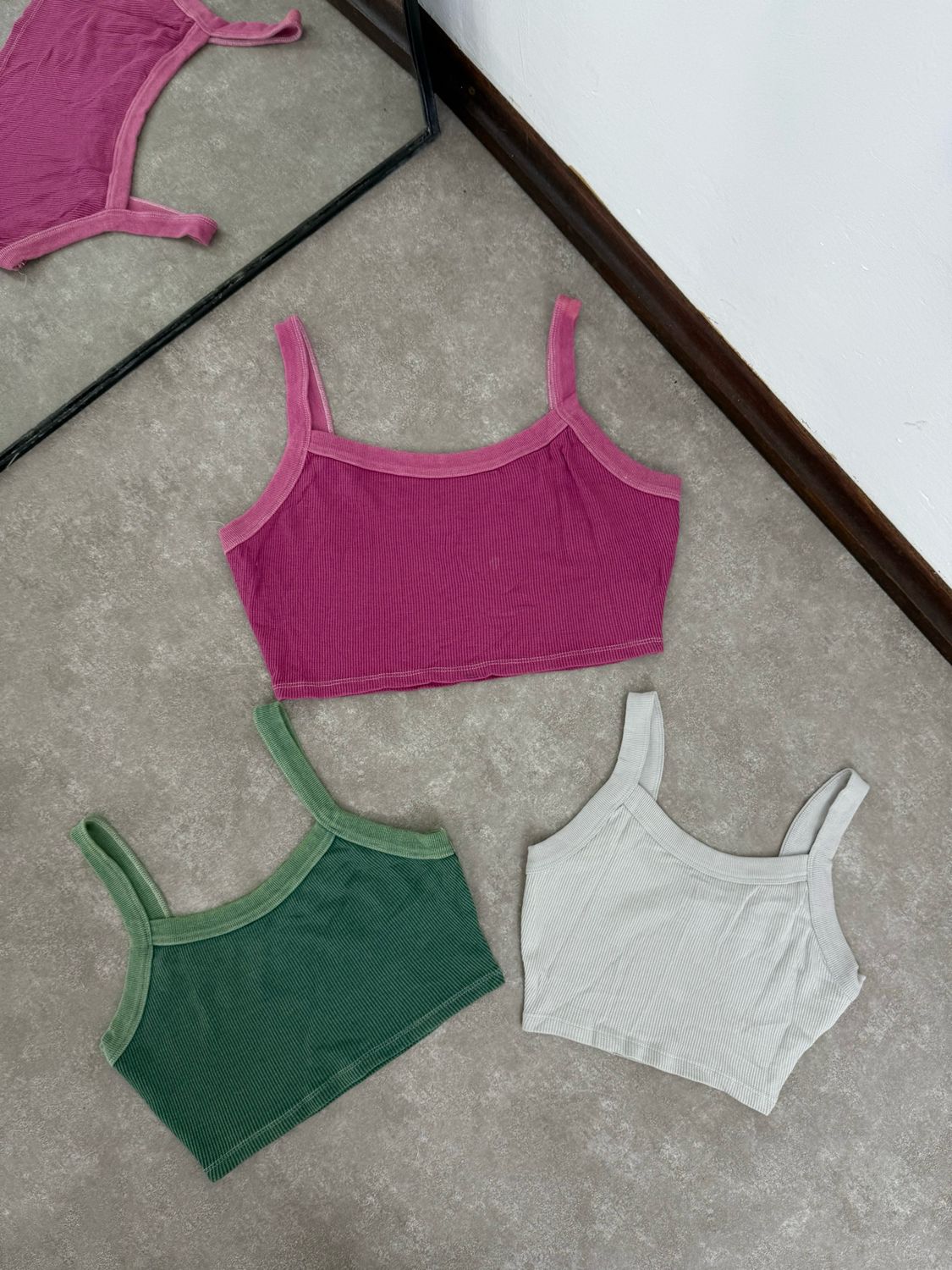 Top musculosa con breteles