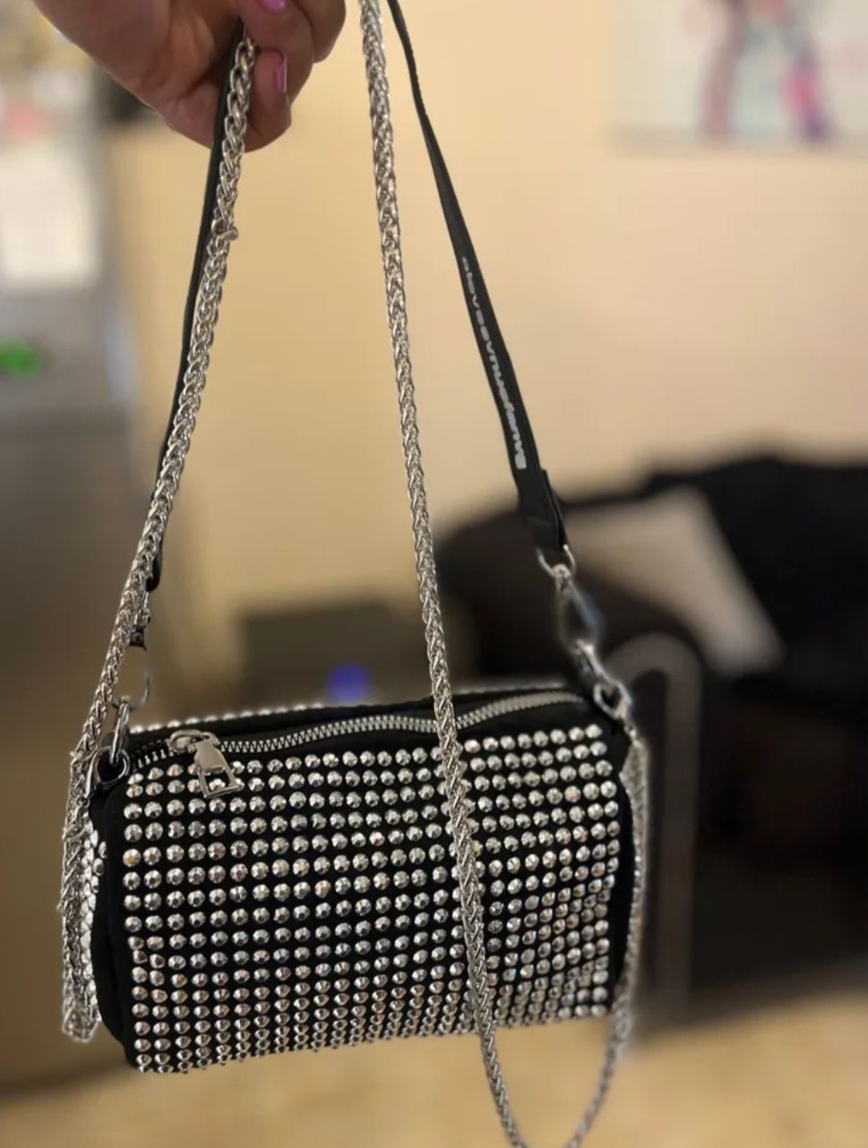Cartera Lurex con cadena metalica y correa corta de cuero
