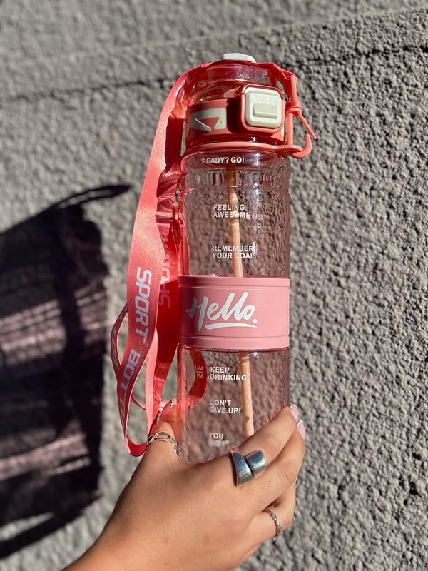 Botella motivacional con sorbito y correa HELLO